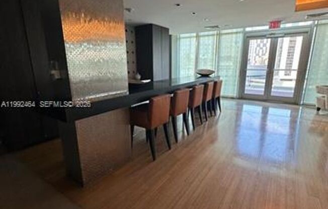 2 beds, 2 baths, 1,123 sqft, $4,650, Unit 55 SE 6th St # 3302