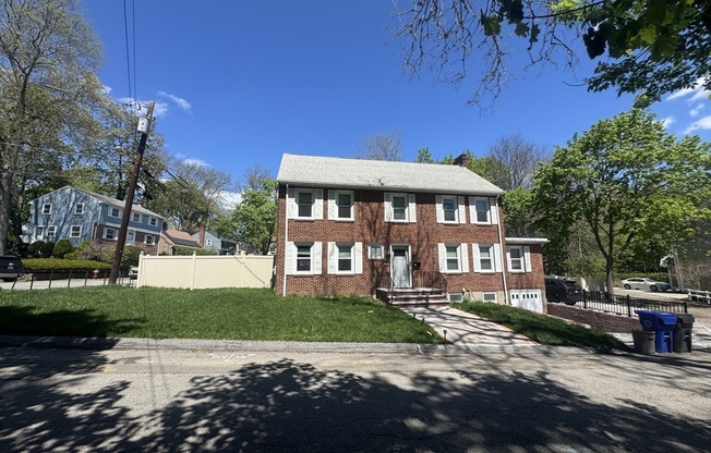 82 ARLMONT