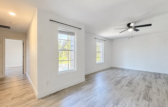 13841 CHIHULY CT