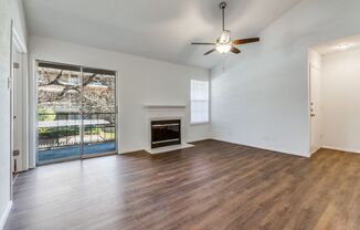 2 beds, 1 bath, $1,500, Unit #2033