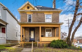91 W Blake Ave