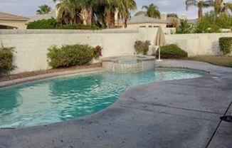 3 beds, 2.5 baths, $3,695, Unit APN 685-200-027-8