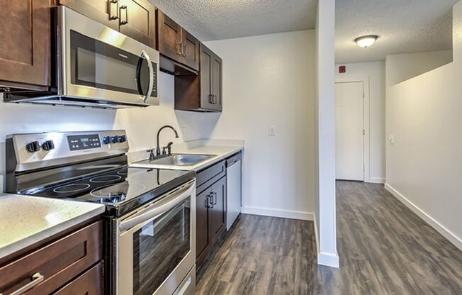 1 bed, 1 bath, 420 sqft, $1,225, Unit 200