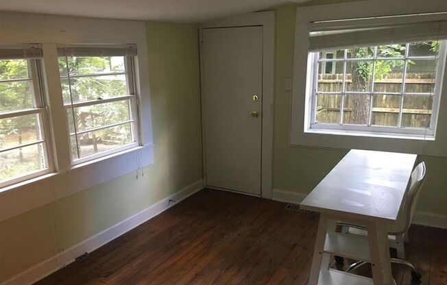 1 bed, 1 bath, $1,400