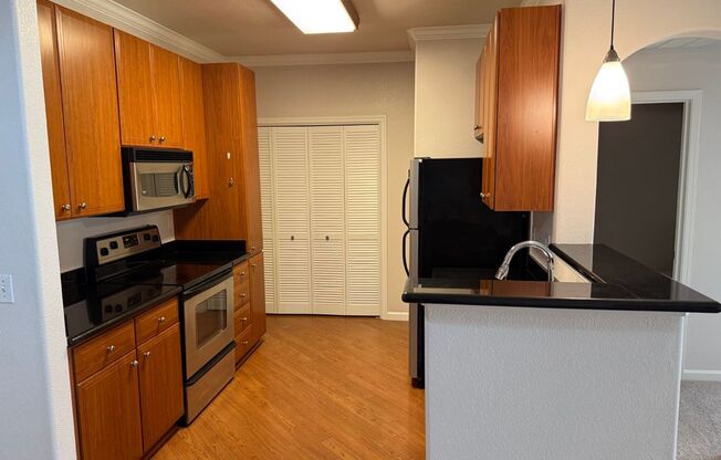 Beautiful 2 Bedroom 2 Bath Condo in the Desirable Villa Cortina Community!