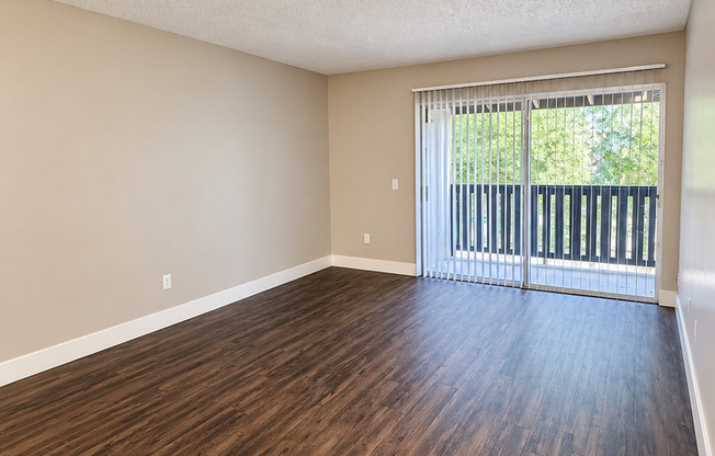 1 bed, 1 bath, 714 sqft, $1,795, Unit 016