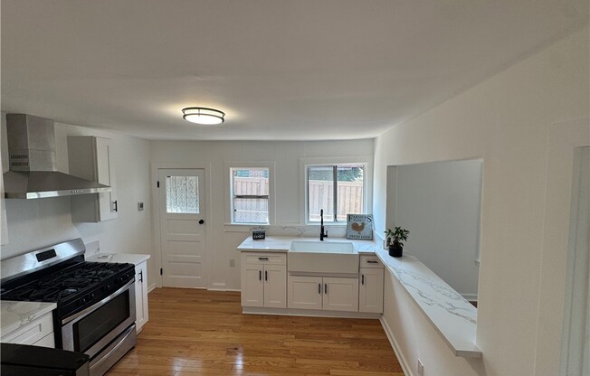 3040 3040 BOULDER ST