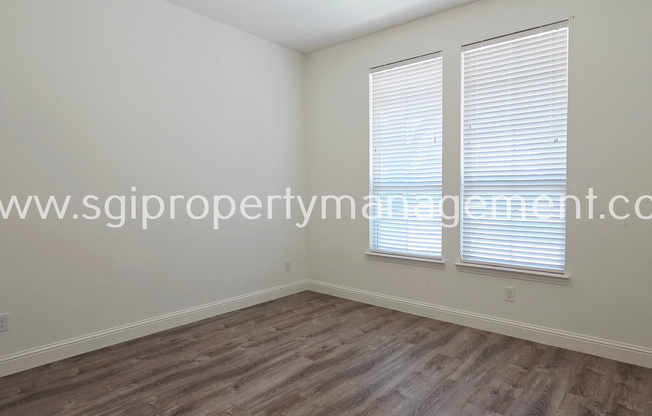 7703 CORONADO DR