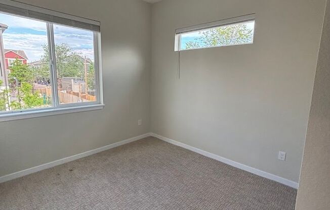 2 beds, 2 baths, 720 sqft, $1,849, Unit 820 #212