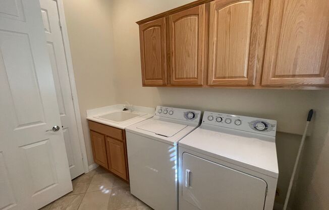 2 beds, 2 baths, $2,450