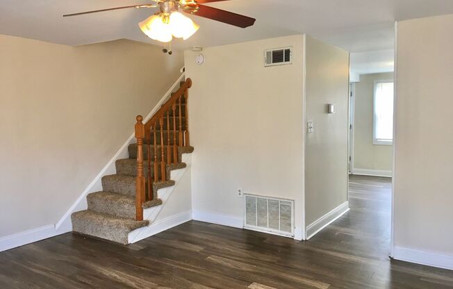 Charming 3 Bedroom/1 Bathroom Townhome in Dundalk, MD!