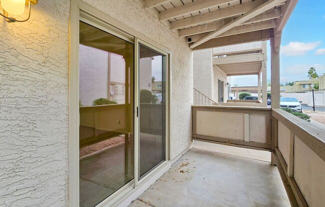 2 beds, 2 baths, $1,650, Unit UNIT 126