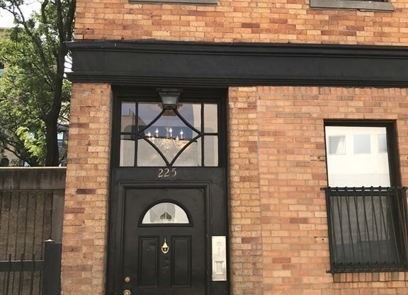 225 East Berkeley Street