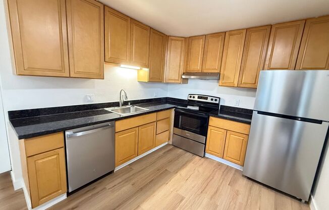 151 (761 Central)