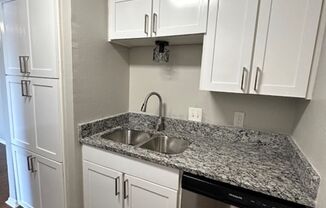 1 bed, 1 bath, 692 sqft, $1,135, Unit 20