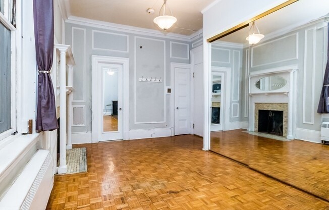 Studio, 1 bath, 363 sqft, $2,800, Unit 4Q