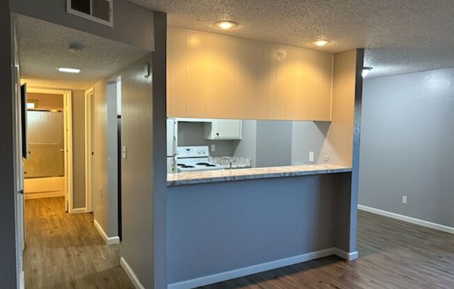 1 bed, 1 bath, 600 sqft, $1,345