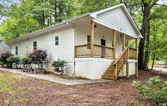 831 BOLTON RD NW