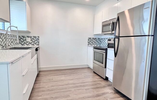 1 bed, 1 bath, 738 sqft, $1,495