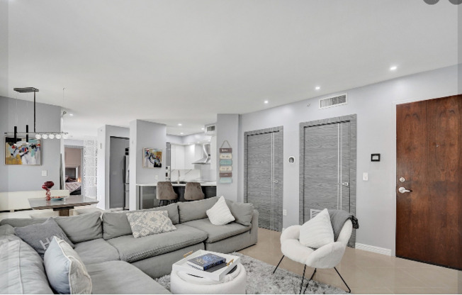 2401 N OCEAN BLVD