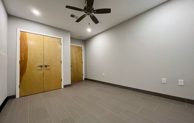 3 beds, 2 baths, 2,686 sqft, $2,650, Unit Unit 106