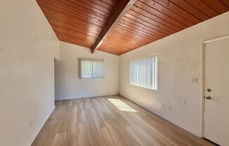 4429-4431 Manitou Way
