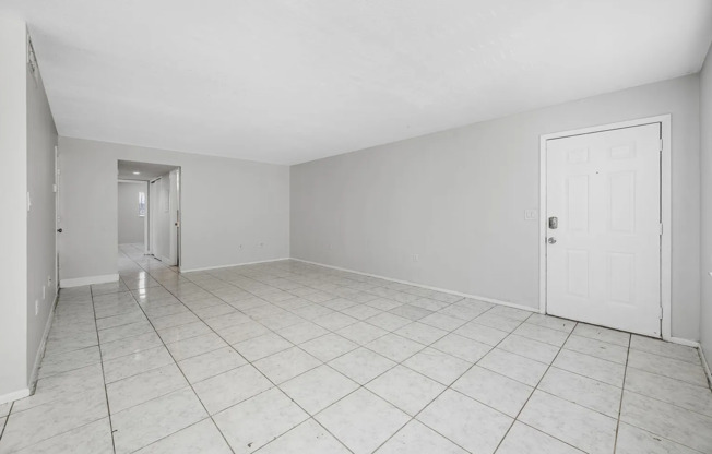 Spacious Clearwater Apartment with Laundry On Site with Move in Specials