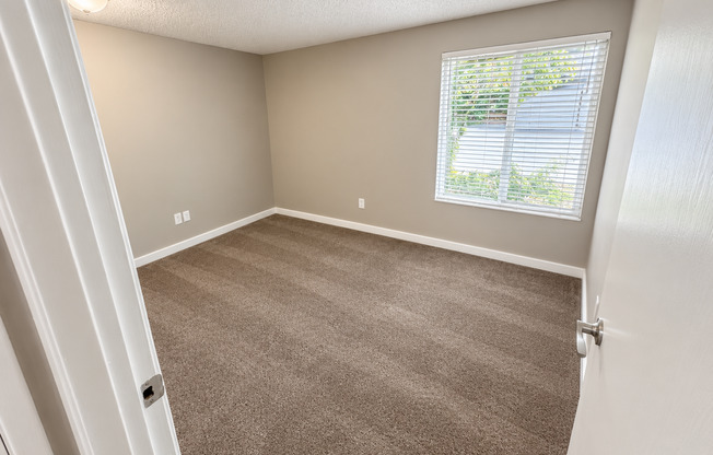 1 bed, 1 bath, 585 sqft, $1,795, Unit A03