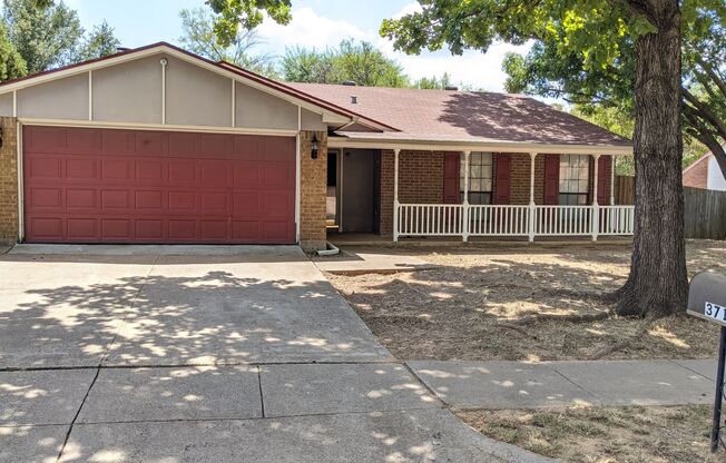 Very Nice Single Story Home in Bedford