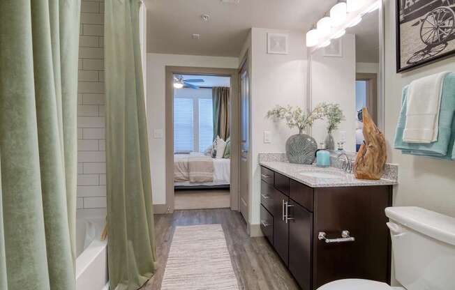 Luxurious Bathrooms at Fifty02 Westover Hills, Texas