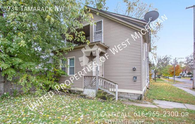 934 TAMARACK NW