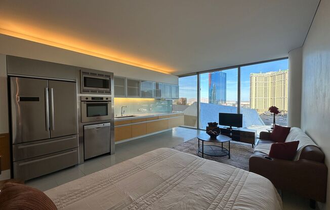 Furnished High-Rise on The Strip