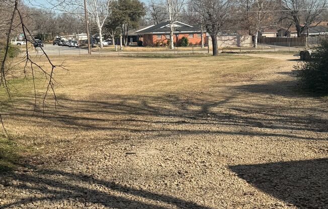 Full Brick 1 Bed 1 Bath