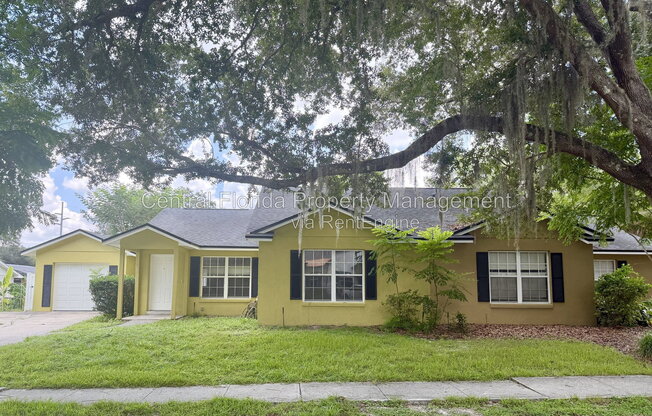 939 PECAN ST