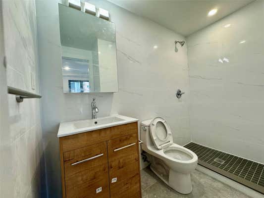 1 bed, 1 bath, 550 sqft, $2,400, Unit 1D