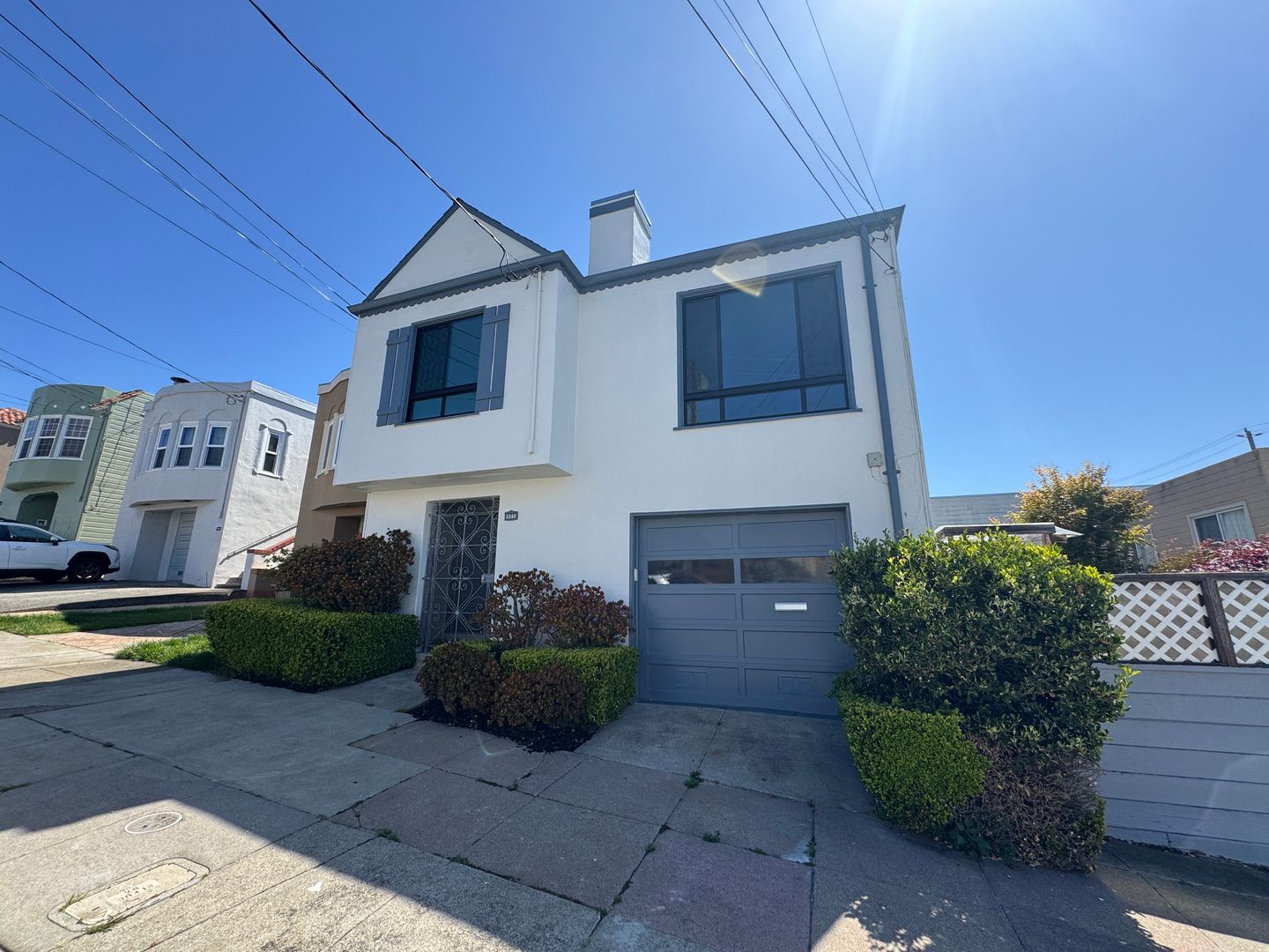 Remodeled 2BR/1BA Single Family Home in Sunset