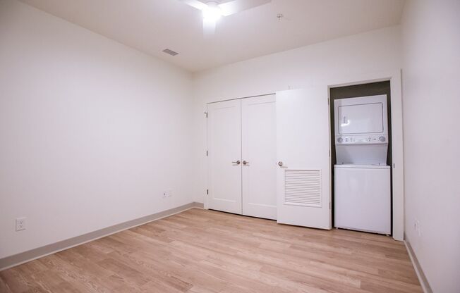 1 bed, 1 bath, 648 sqft, $1,395, Unit APT 210