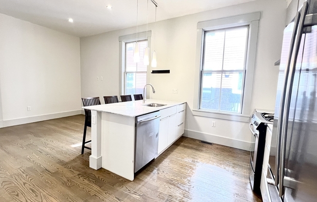 15 BOARDMAN ST