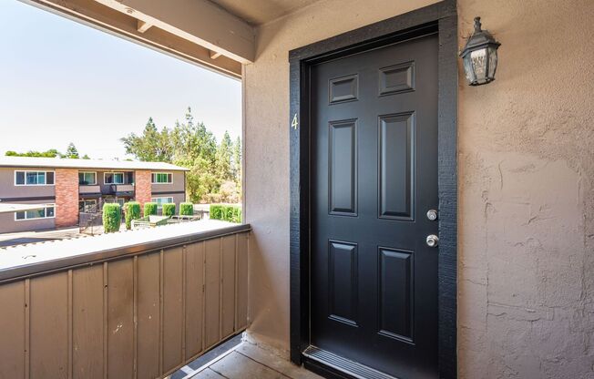 2 beds, 1 bath, 880 sqft, $1,450, Unit 96-4