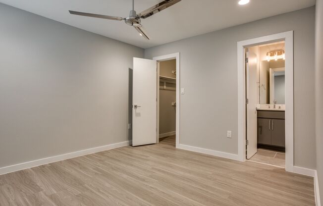 2 beds, 2 baths, 918 sqft, $1,699, Unit 209
