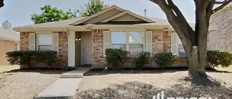 2832 MONTICELLO LN