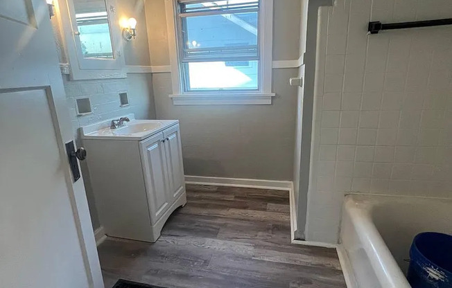 1045 PHILADELPHIA DR