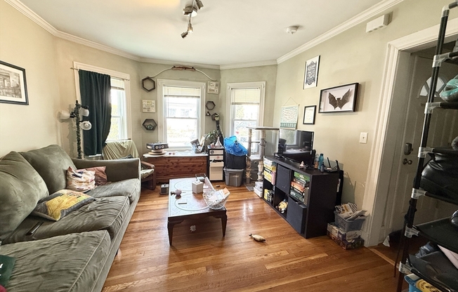 81 FLORENCE ST