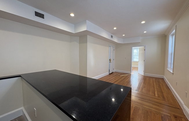 4 beds, 2 baths, 1,200 sqft, $6,000, Unit 301