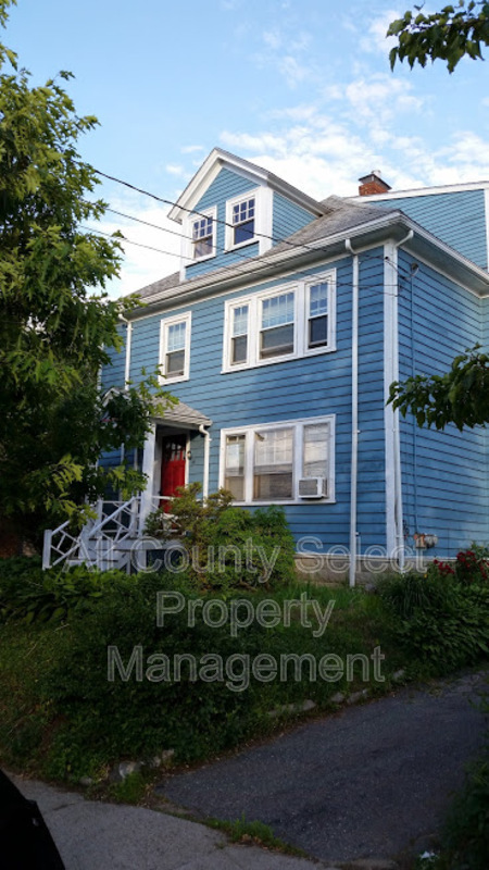 14 HOSMER ST