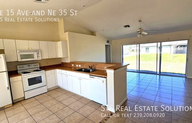 1505 NE 35 ST
