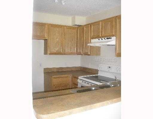 Cozy 3 Bedroom 2 Bath (2 Story) Townhome - BVL