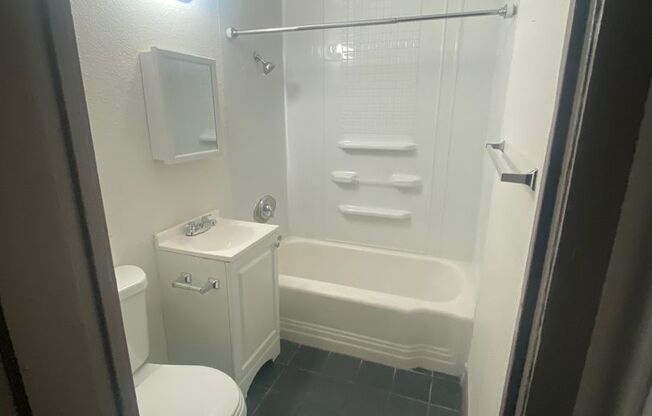Henderson - 2 Bedroom - Water Street Location!