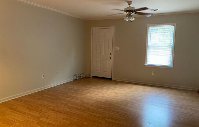 625-A WHITEHALL RD | 2 BED 2 BATH AVAILABLE NOW!