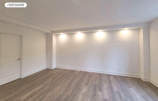 1 bed, 1 bath, $5,500, Unit 6F